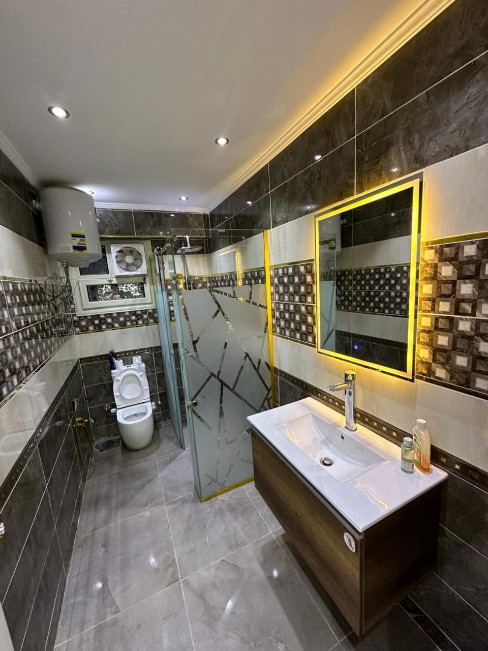 Apartment مفروشة للايجار بالمهندسين Cairo